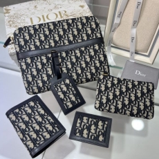 Christian Dior Clutch Bags